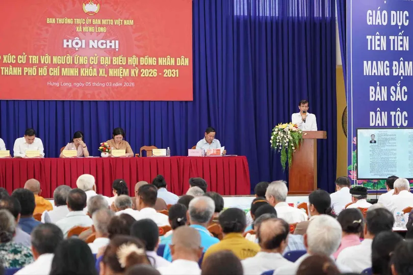 Cử tri lo lắng về ô nhiễm môi trường, lãng phí tài sản công