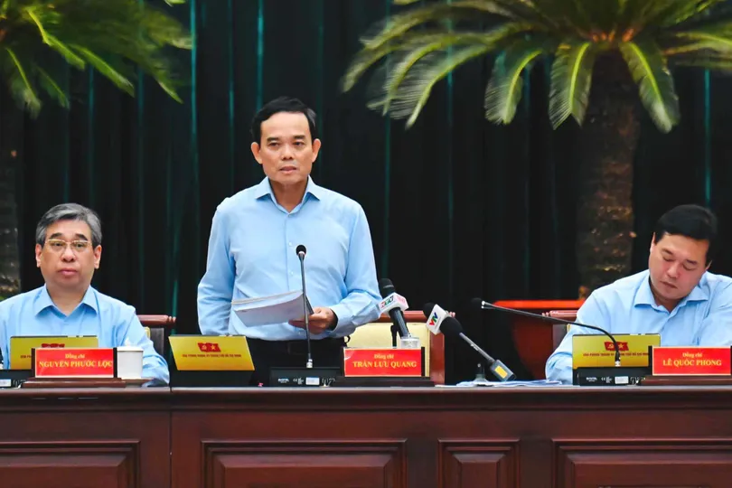 Bí thư Thành ủy TPHCM Trần Lưu Quang kết luận hội nghị. Ảnh: VIỆT DŨNG