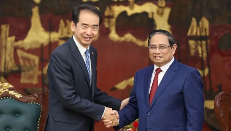 Thủ tướng Phạm Minh Chính tiếp Đại sứ Trung Quốc tại Việt Nam