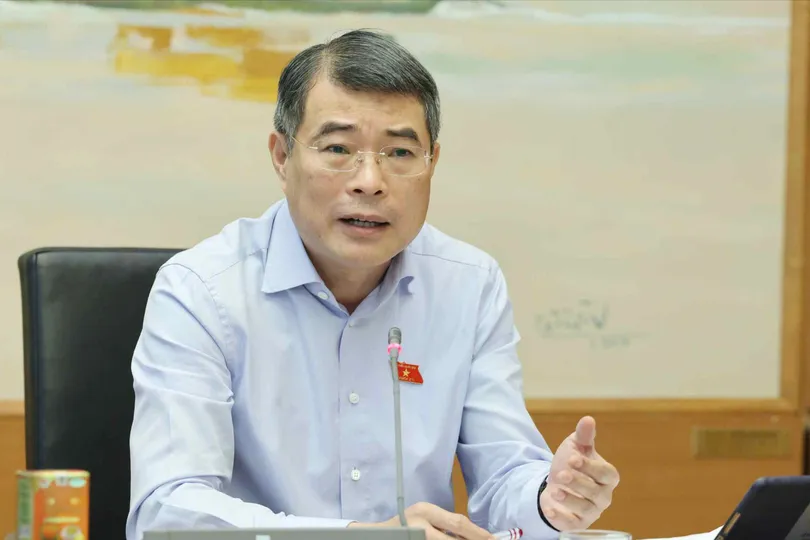 Thủ tướng Lê Minh Hưng phát biểu thảo luận tổ tại Đoàn đại biểu Quốc hội TP Hải Phòng, sáng 10-4. Ảnh QUANG PHÚC