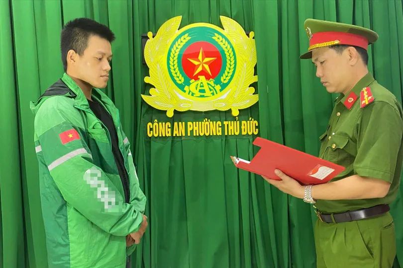Củng cố hồ sơ để xử lý đối tượng chặn xe, đánh người trên đường Kha Vạn Cân