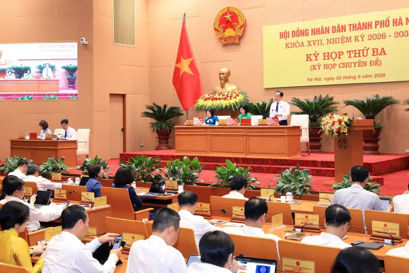 Kỳ họp thứ ba (Kỳ họp chuyên đề), HĐND TP Hà Nội khóa XVII. Ảnh: BẢO CHI