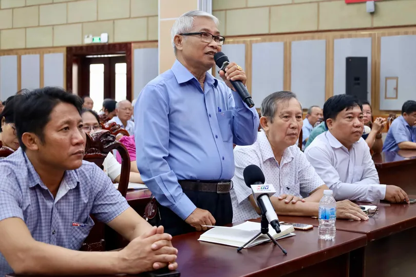 Cử tri tiếp tục kiến nghị giải quyết các vấn đề xã hội - dân sinh