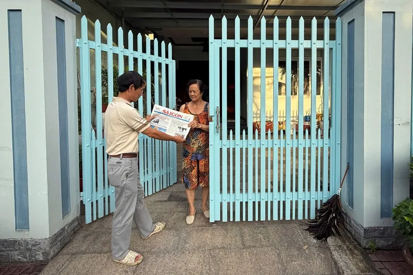 Báo Sài Gòn Giải Phóng đến với cán bộ, đảng viên và người dân phường Phú Lợi