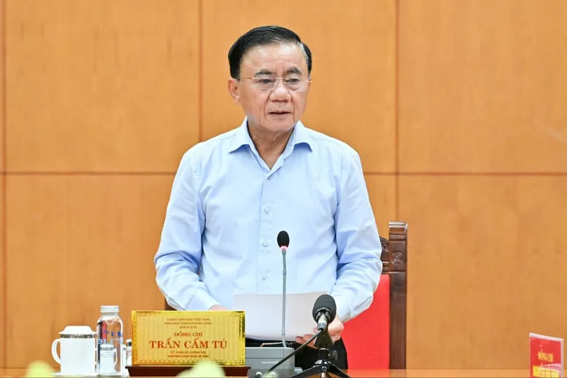 Đồng chí Trần Cẩm Tú, Ủy viên Bộ Chính trị, Thường trực Ban Bí thư, tại một phiên họp
