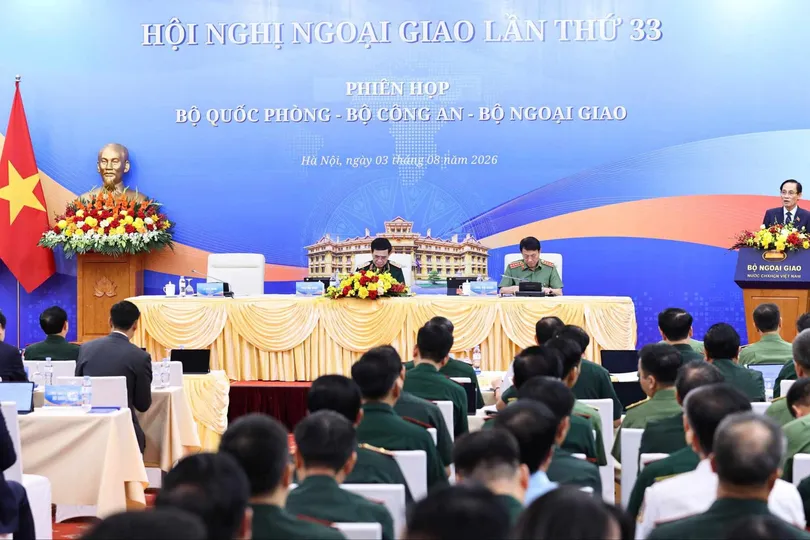 Phiên họp giữa 3 bộ: Quốc phòng, Công an, Ngoại giao trong khuôn khổ hội nghị ngoại giao. Ảnh: HÀ NGUYỄN