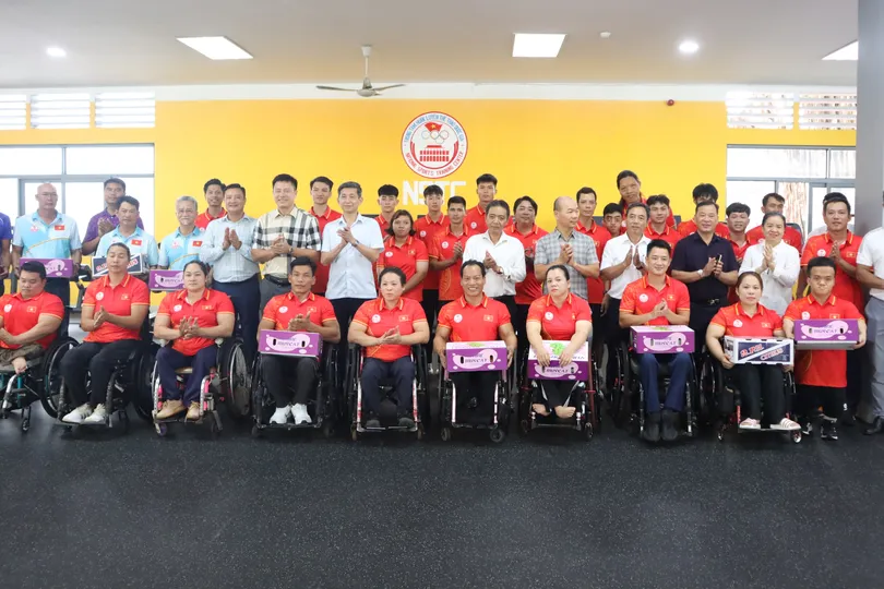 Lãnh đạo Bộ VH-TT-DL và Cục TDTT Việt Nam kiểm tra quá trình huấn luyện và động viên các VĐV dự Asiad 20 và ASIAN Para Games 2026. Ảnh: THANH TÙNG 