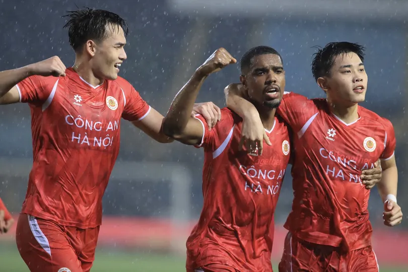 CAHN chính thức vô địch V-League 2025-2026. ẢNH: MINH HOÀNG