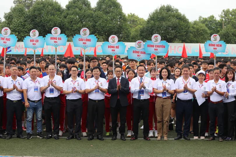 Trường Đại học TDTT TPHCM rộn ràng ngày hội tuyển sinh. ẢNH: TÂM HÀ