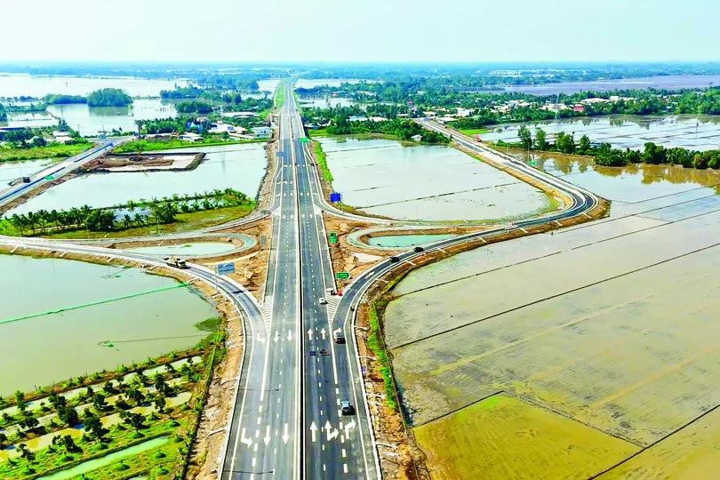 Miền Tây bứt phá