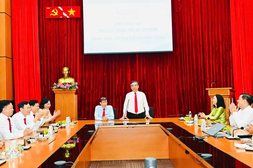 Lãnh đạo TPHCM thăm, chúc tết đội ngũ những người làm Báo Sài Gòn Giải Phóng