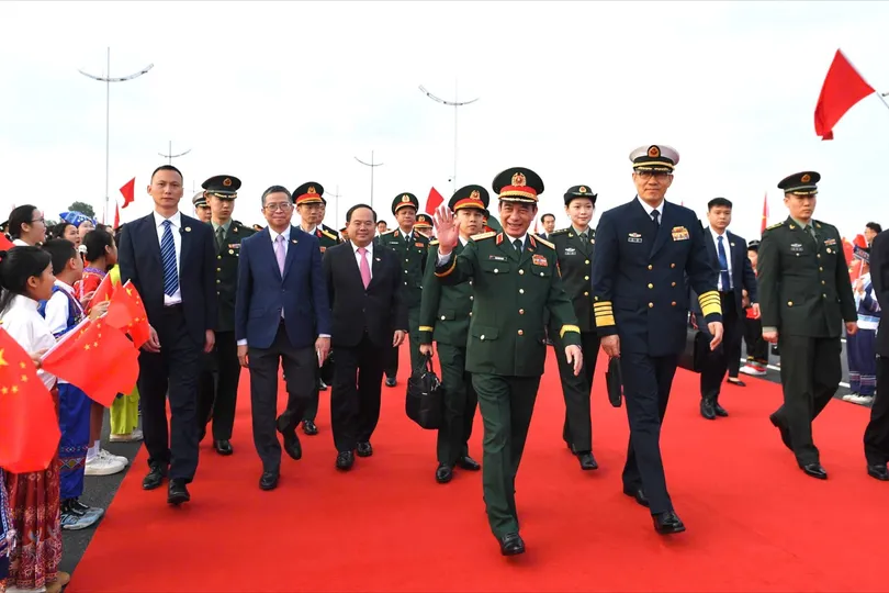 Hoạt động giao lưu hữu nghị quốc phòng biên giới của Đại tướng Phan Văn Giang ở Quảng Tây, Trung Quốc