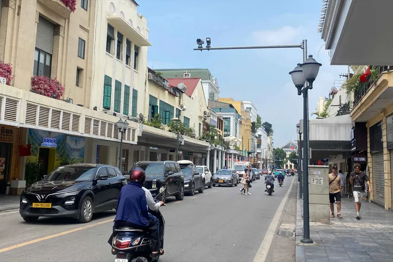Đầu tháng 6, miền Bắc và miền Trung nắng nóng trở lại. Ảnh: PHÚC HẬU