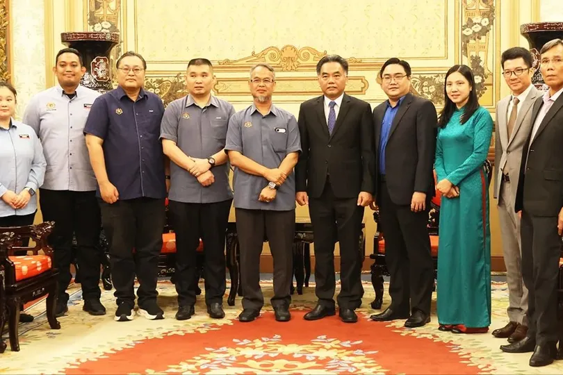 Phó Chủ tịch Thường trực UBND TPHCM Nguyễn Lộc Hà tiếp Đoàn đại biểu Bộ Thống nhất Quốc gia Malaysia thăm và làm việc tại TPHCM. Ảnh: Vietnam.vn