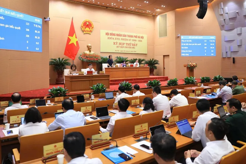 Kỳ họp HĐND TP Hà Nội ngày 28-10. Ảnh: NGUYỄN HẢI