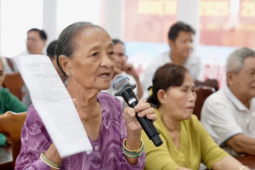 Cử tri kiến nghị TPHCM duy trì chính sách miễn phí xe buýt cho người dân