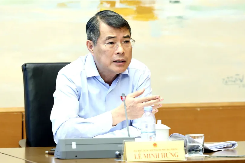 Thủ tướng Lê Minh Hưng phát biểu tại phiên thảo luận tổ đại biểu Quốc hội, sáng 21-10. Ảnh QUANG PHÚC