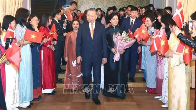 Tổng Bí thư, Chủ tịch nước Tô Lâm gặp gỡ cộng đồng người Việt tại Đan Mạch
