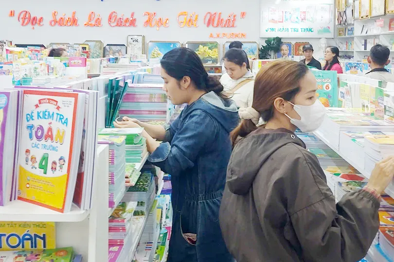 Gia Lai: Các trường phải công khai số điện thoại phản ánh dạy thêm, lạm thu