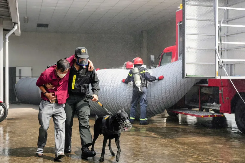 Thực tập chữa cháy trong điều kiện khẩn cấp: Cứu 50 người bị thương và mắc kẹt