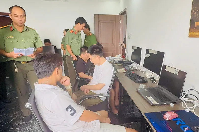 Xử lý hàng chục đối tượng người nước ngoài nghi hoạt động phi pháp ở TPHCM