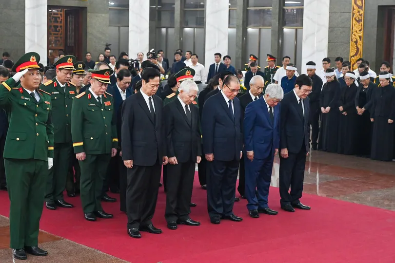 Tiễn biệt vị tướng tài năng, đức độ, trung hiếu