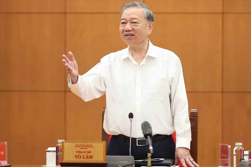 Kiên quyết đẩy mạnh chống "giặc nội xâm"