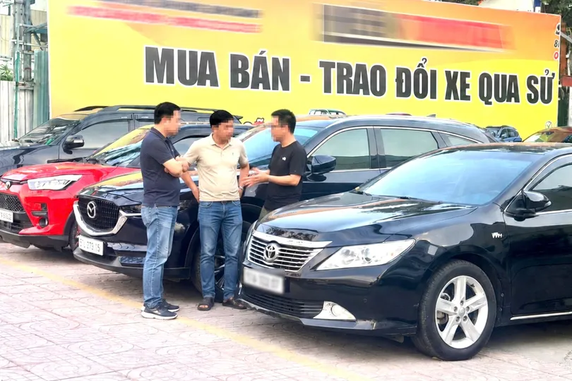 Tránh sập bẫy khi mua bán ô tô trên mạng