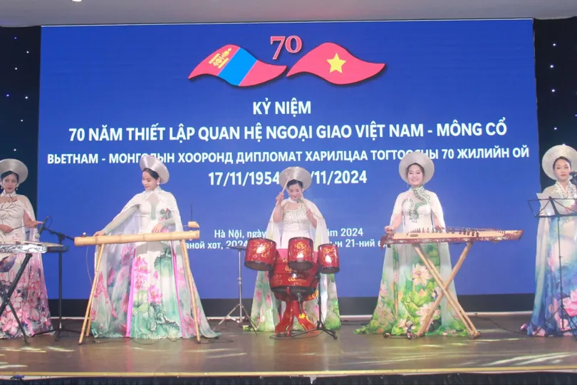Việt Nam - Mông Cổ chia sẻ về kinh nghiệm lập pháp, quản trị đất nước