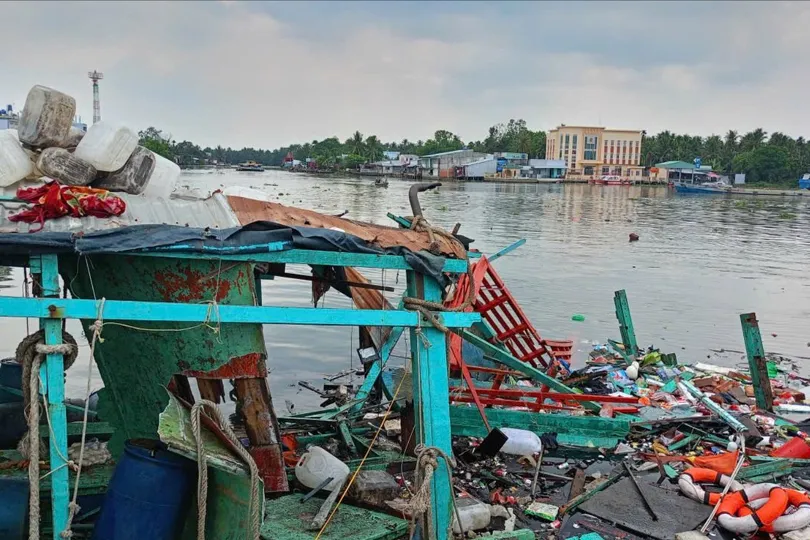 An Giang: Nổ tàu cá, 5 người bị thương