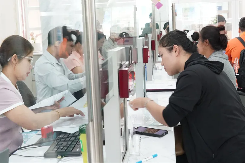 Thành ủy TPHCM phân cấp, ủy quyền tuyển dụng, sử dụng cán bộ
