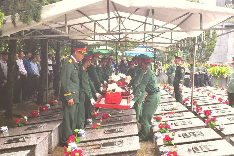 Quảng Ngãi: Truy điệu, an táng 10 hài cốt liệt sĩ 