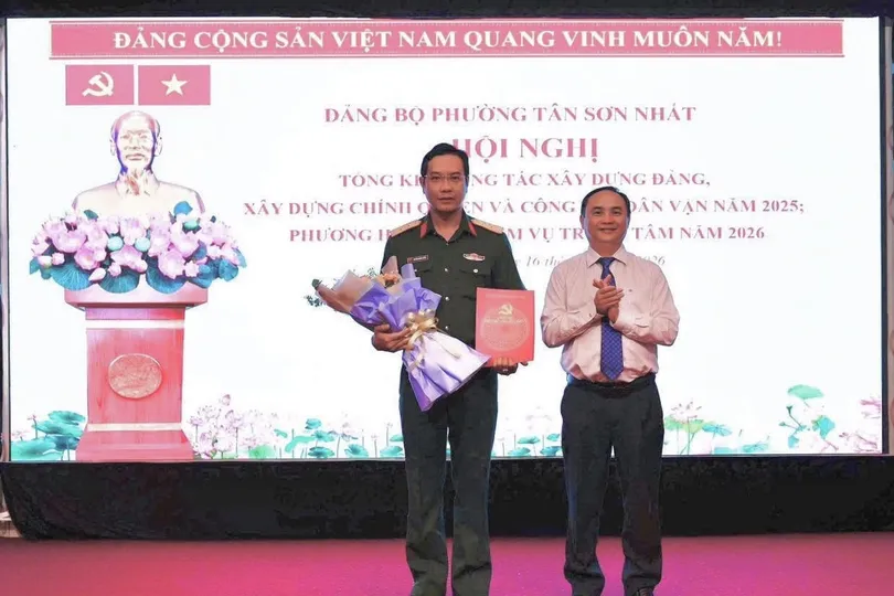 Trung tá Nguyễn Hoành Quyền giữ chức Chỉ huy trưởng Ban Chỉ huy Quân sự phường Tân Sơn Nhất