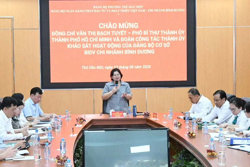 Đồng chí Văn Thị Bạch Tuyết phát biểu chỉ đạo tại cuộc khảo sát. Ảnh: VIỆT DŨNG