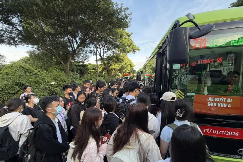 Tin vui cho sinh viên Đại học Quốc gia TPHCM đi học bằng xe buýt