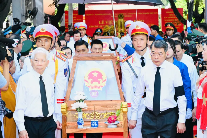 Thành kính tưởng nhớ, tri ân các anh hùng liệt sĩ anh dũng hy sinh vì độc lập, tự do của Tổ quốc