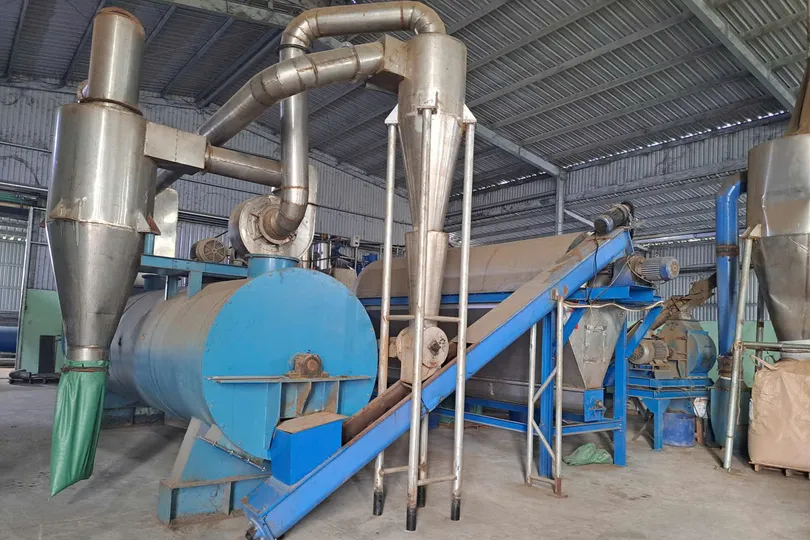 Cơ quan chức năng phát hiện công ty T.Đ vẫn đang sản xuất dù đang trong thời gian bị đình chỉ