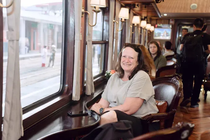 “Central Heritage Connection Journey” train unveils new exterior design