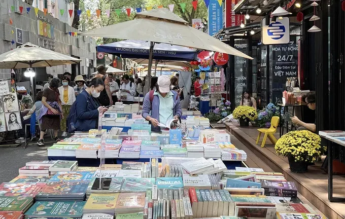 Ho Chi Minh City Book Street is a cultural destination attracting both domestic and international visitors. (Photo: SGGP)