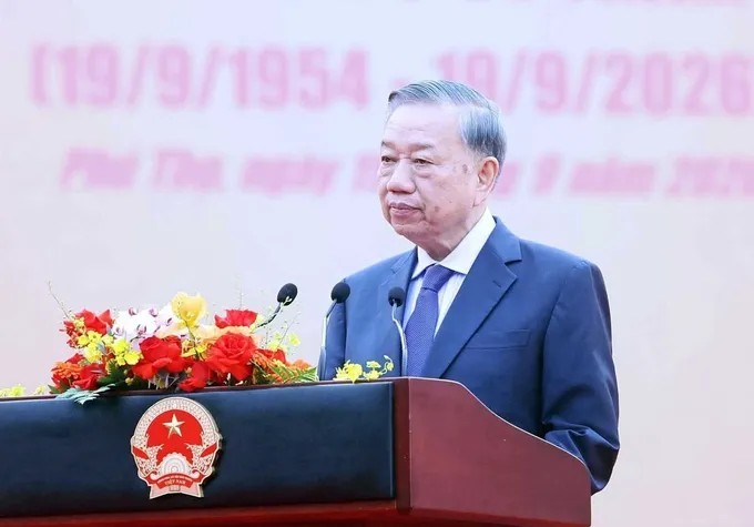 Top leader joins ceremony for President Ho Chi Minh's visit to Hung Kings Temple