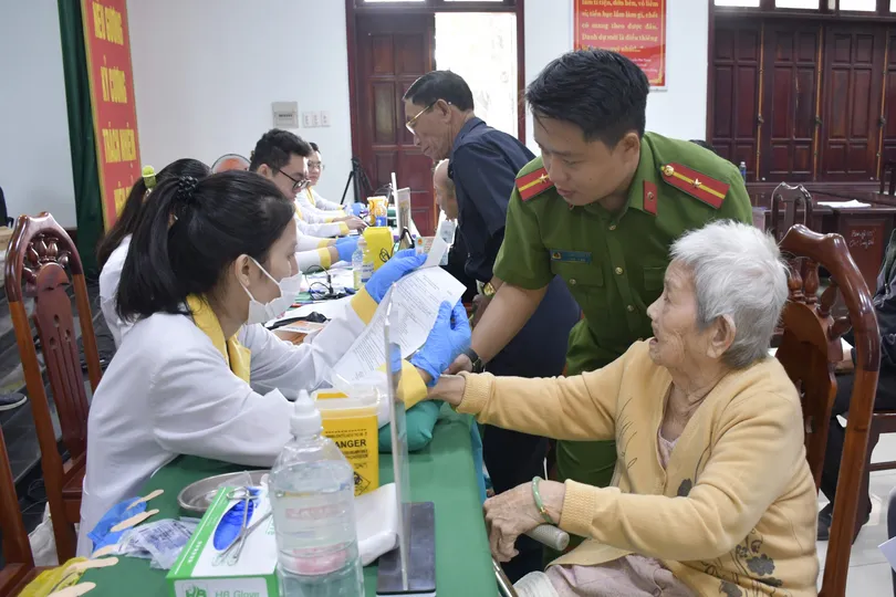 Hy vọng tìm người thân từ ADN