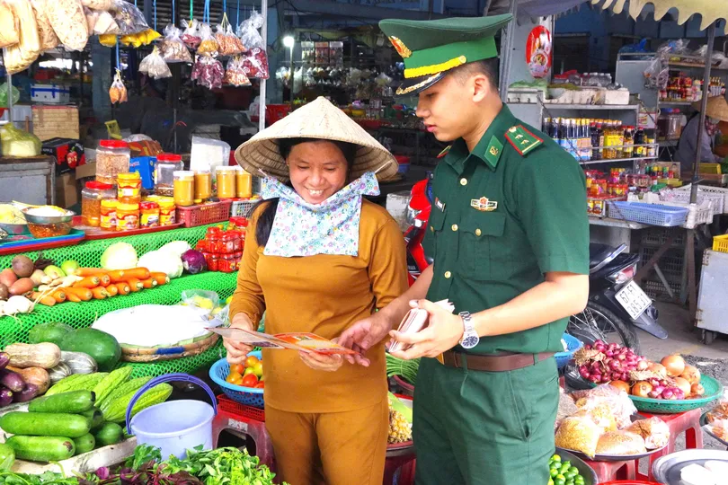 Đảng viên trẻ - mạch nguồn từ cơ sở - Bài 3: Bồi đắp niềm tin từ cơ sở