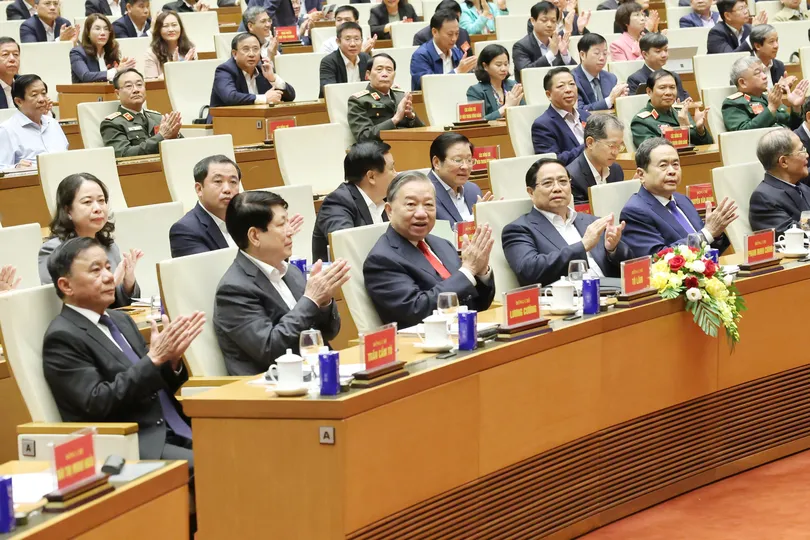 Tăng cường “nội lực vật chất” và củng cố “nội lực tinh thần” trong giai đoạn phát triển mới