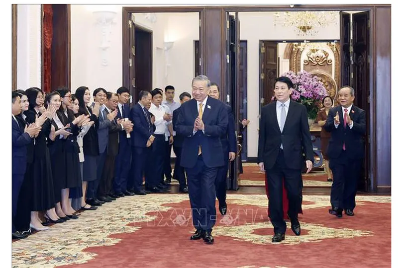 Tổng Bí thư, Chủ tịch nước Tô Lâm gặp mặt cán bộ Văn phòng Chủ tịch nước