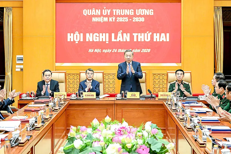 Tạo đột phá mạnh mẽ trong xây dựng quân đội cách mạng, chính quy, tinh nhuệ, hiện đại