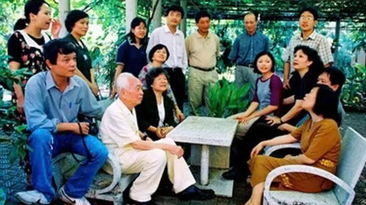 Lưu giữ kỷ vật vượt thời gian