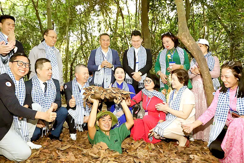 Điểm tựa của “thị thực nhân tài”