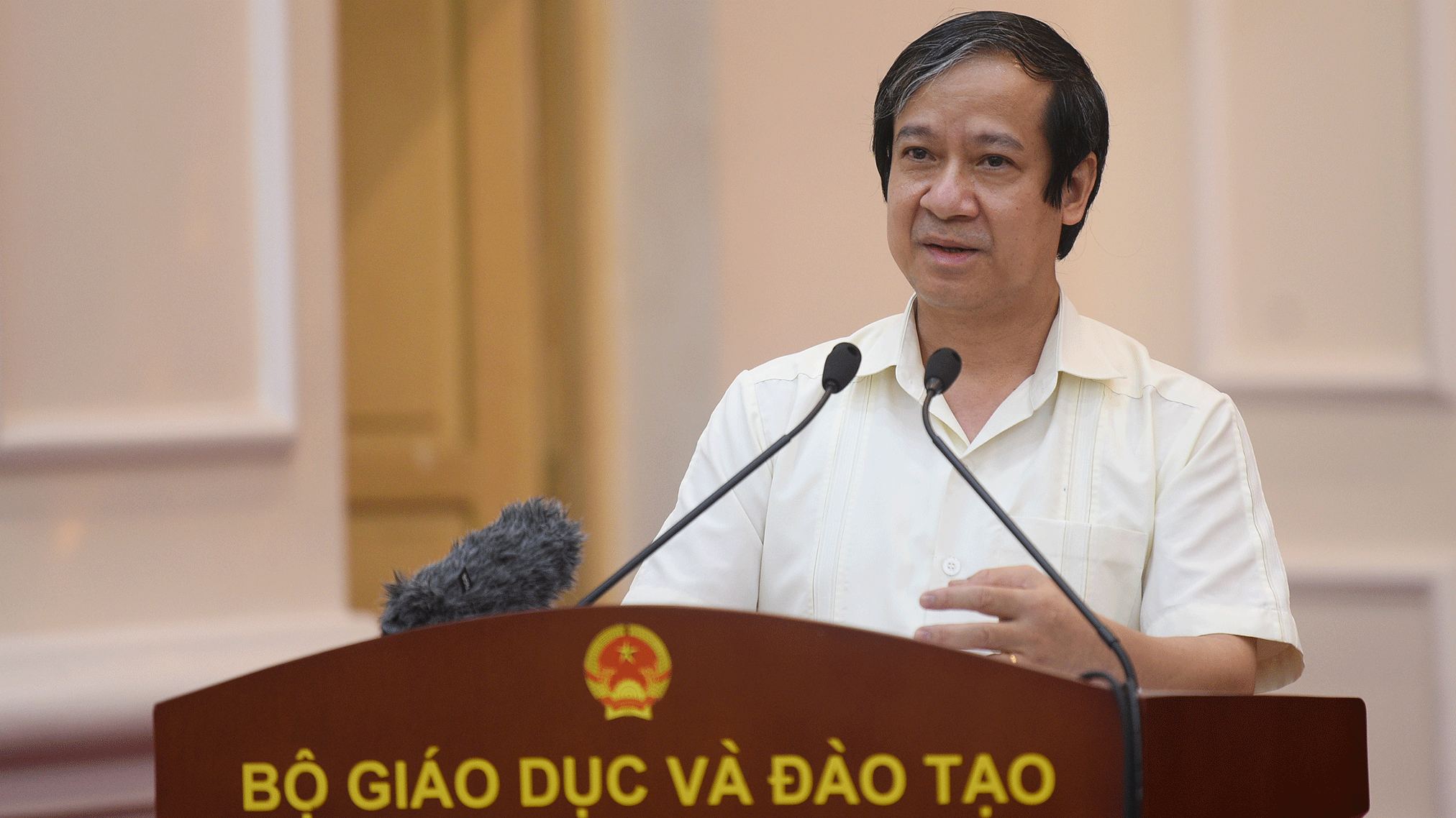 Ministry proposes to waive all tuition fees for secondary school students ảnh 1
