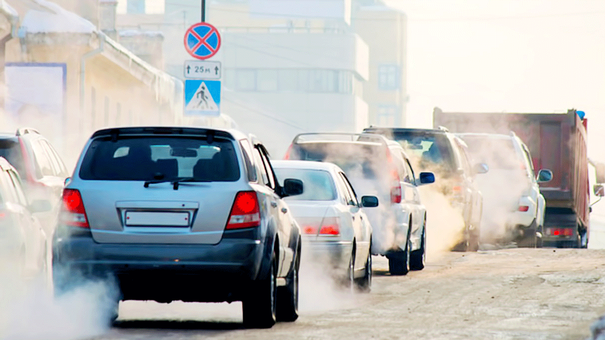 Khí thải xe hơi là một trong những nguồn gây ô nhiễm không khí nặng nề