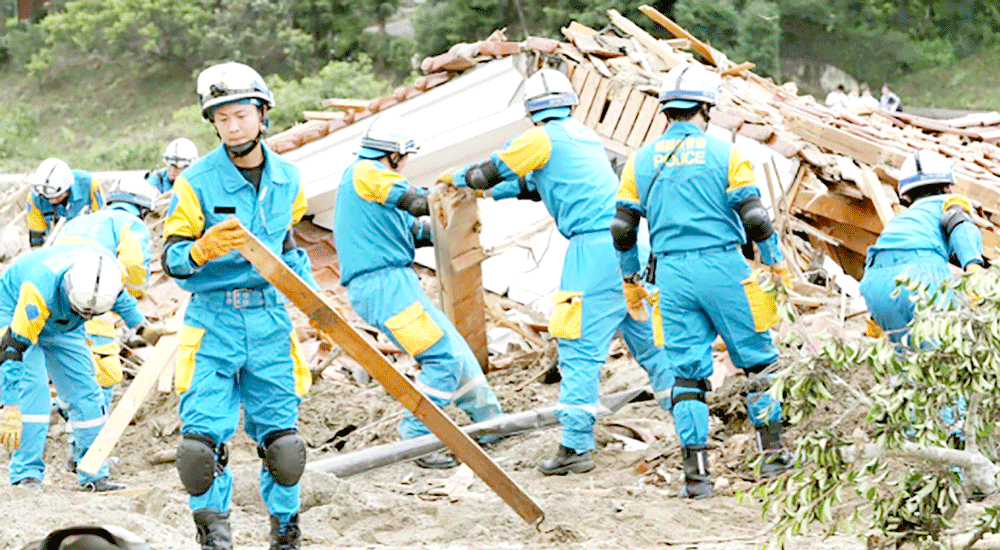 Cảnh sát Nhật Bản đến các khu vực bị thiên tai